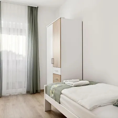 Kristal Lux Aparments With A Balcony Apartment *