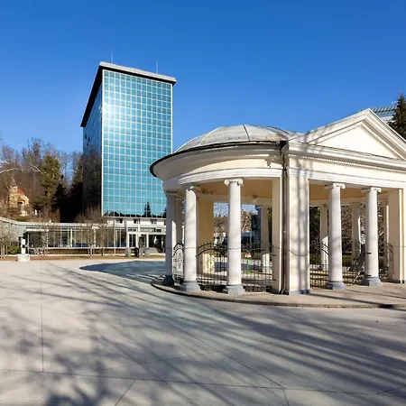 Apartamento Kristal Lux Aparments With A Balcony *