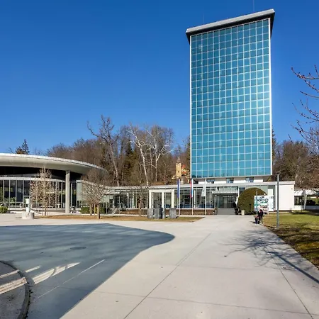 Kristal Lux Aparments With A Balcony Apartamento *