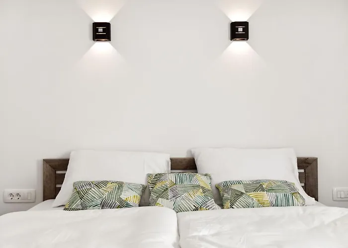 Kristal Lux Aparments With A Balcony *