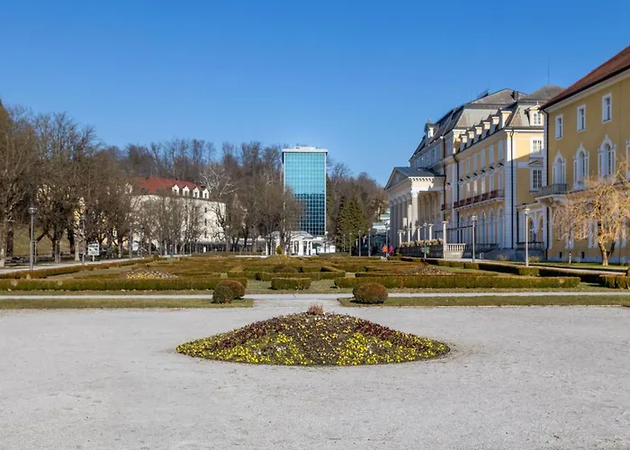 Kristal Lux Aparments With A Balcony *