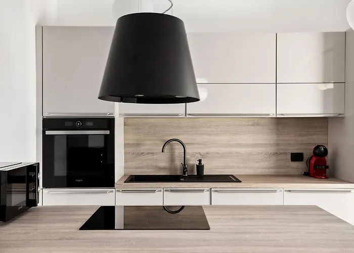 Kristal Lux Aparments With A Balcony Appartement